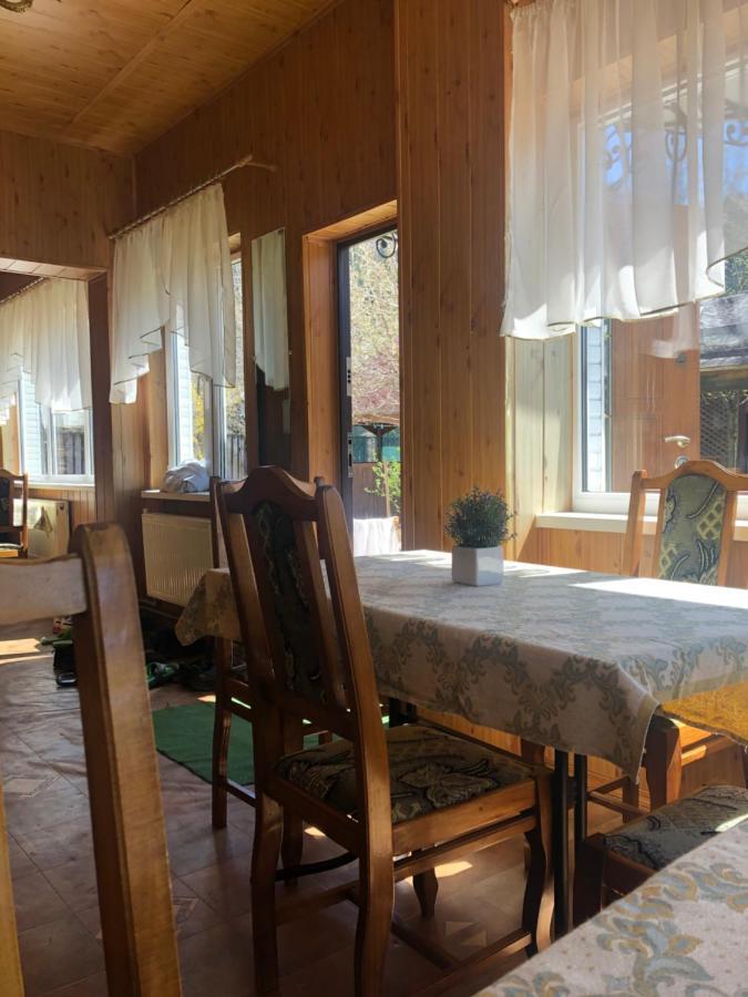 Садиба Диво Квітка Tatariv Exterior photo